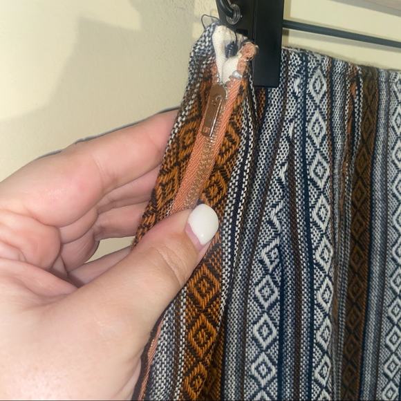 VNTG 70s mod handmade patterned skirt - Picture 3 of 3